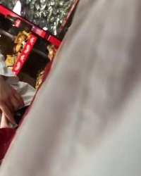 عدم فروش نوشیدنی در ورزشگاه آزادی برای دلالی ...!!!