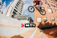 حرکات نمایشی با دوچرخه