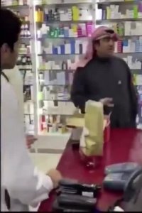 رفتار وزیر بهداشت کویت با داروخانه احتکارکننده ماسک