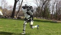 دویدن ربات بوستون دینامیک به نام اطلس