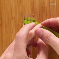 روش گره زدن به شکل پاپیون با چنگال