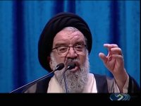 خطیب نماز جمعه : مذاکره با آمریکا دیوانگی است