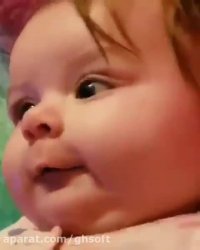 بابا این بچه رو اینقدر اذیت نکنید!