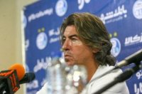 ساپینتو: عملکرد مس کرمان باعث شگفتی است