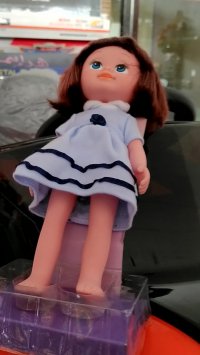 عروسک آوازخوان پارسی