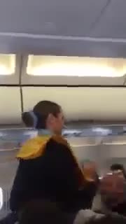 شادی و شوخی هواداران رئال در هواپیما