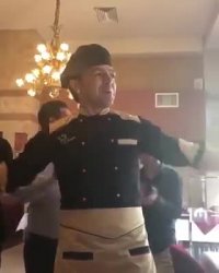 این آشپز روح فردین و شاد کرد