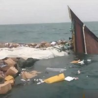 غرق‌شدن لنج اماراتی در خارگ