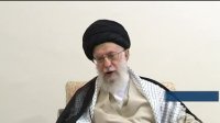 رهبر انقلاب به آبه : این که ترامپ می گوید قصد تغییر رژیم را ندارد یک دروغ است