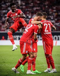 خلاصه بازی لایپزیش 3 - بایرن مونیخ 5