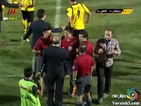 پرتاب نارنجک در بازی سپاهان،الاهلی