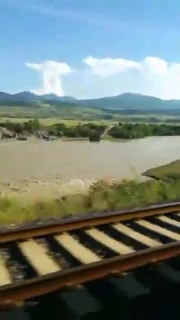 فرودگاه تفلیس رو بیخیال شوید و با قطار بروید