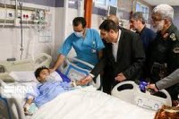 عیادت معاون اول رئیس جمهور از حادثه دیدگان در مسیر کربلا