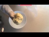 پیراشکی گوشت خانگی با کارینا