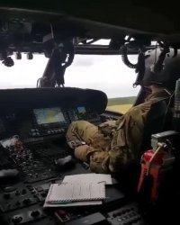 فرود هلیکوپتر UH-60