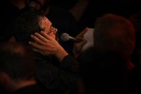 مداحی حاج محمود کریمی به زبان عربی!