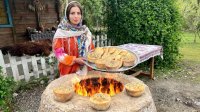 آشپزی در طبیعت زندگی روستایی : روش غیر معمول پخت خوراک بره داخل کاسه سرامیکی