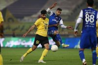 خلاصه بازی سپاهان 2 - استقلال 1