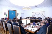 برنامه واحد و جامع درباره مهار تورم و رشد تولید