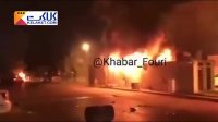 به آتش کشیده شدن خانه دوسیاستمدار عراقی توسط معترضین