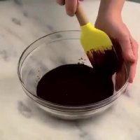 طرز تهیه کیک با توت فرنگی