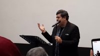 سالار عقیلی برای رضا رویگری خواند