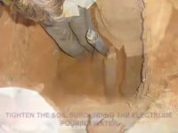 مراحل نصب ارت با استفاده از مواد کاهنده ی مقاومت زمین