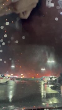 تصویری دیگر از لحظه سقوط هواپیما در فیلادلفیا آمریکا