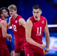 خلاصه والیبال آمریکا 3 - فرانسه 2