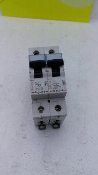 کلید مینیاتوری دو پل 32 آمپر لگراند