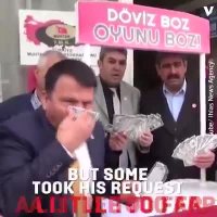 مردم ترکیه در برابر گران شدن دلار