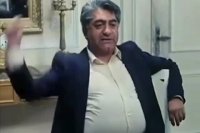 سکانسی از بازی آقای بازیگر