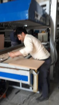 پرس وکیوم آسانسوری صنعتی درب ( کارن سی ان سی )