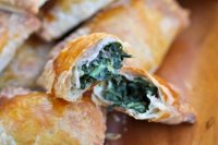 بورک اسفناج و پنیر ترکیه ای