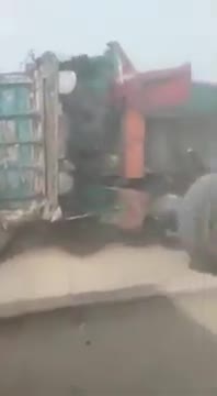 عواقب بارزدن بیش از حد کامیون :))))