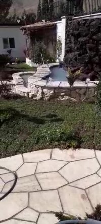 اجرای آبنما و اجرای محوطه سازی باسنگ لاشه 09124026545