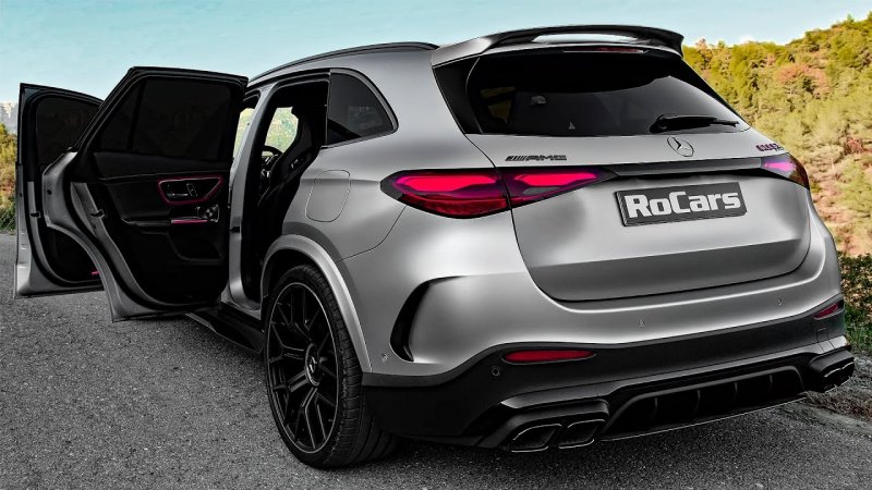 خودروی زیبا و دیدنی مرسدس مدل AMG GLC 63 S E