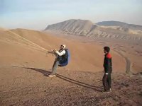 پاراگلایدرقم.مرتضی عبادی.ریورزبالای کمرکوه سال91