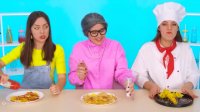 دانلود چالش آشپزی - آشپزی من در مقابل مادر بزرگ - چالش خنده دار جدید - غذا خوری