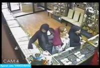 سرقت بسیار عجیب زن ها در کشور عربستان