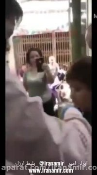 این مرد با ماساژ و قولنج گیری ماهیچه زبان افراد لال را قادر به صحبت کردن میکند