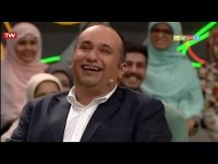 اعتیاد مازیار میری به بازی کردن با موبایل از زبان دخترش!