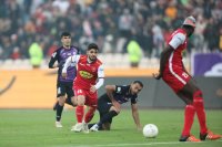 خلاصه بازی پرسپولیس 0 - هوادار 1