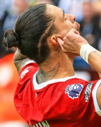 خلاصه بازی نیوکسل 1 - لیورپول 2