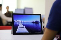 نقد و بررسی تبلت مایکروسافت Surface Go