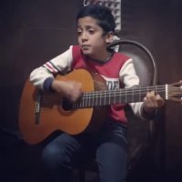 اجرای آهنگ جاده با گیتار از پازل بند