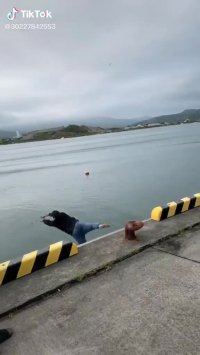 کلیپ کوتاه سوتی خنده دار روز