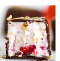 دسر خوشمزه تابستانی با بستنی