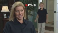 مادری که برای اولین بار صدای پسر هشت ساله اش را می شنود