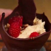 کاسه شکلاتی با یک ترفند جالب